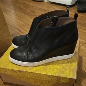 Women's Black Wedge Ankle Sneaker